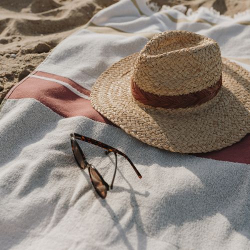 10 consejos para cuidar y proteger tu piel del sol este verano